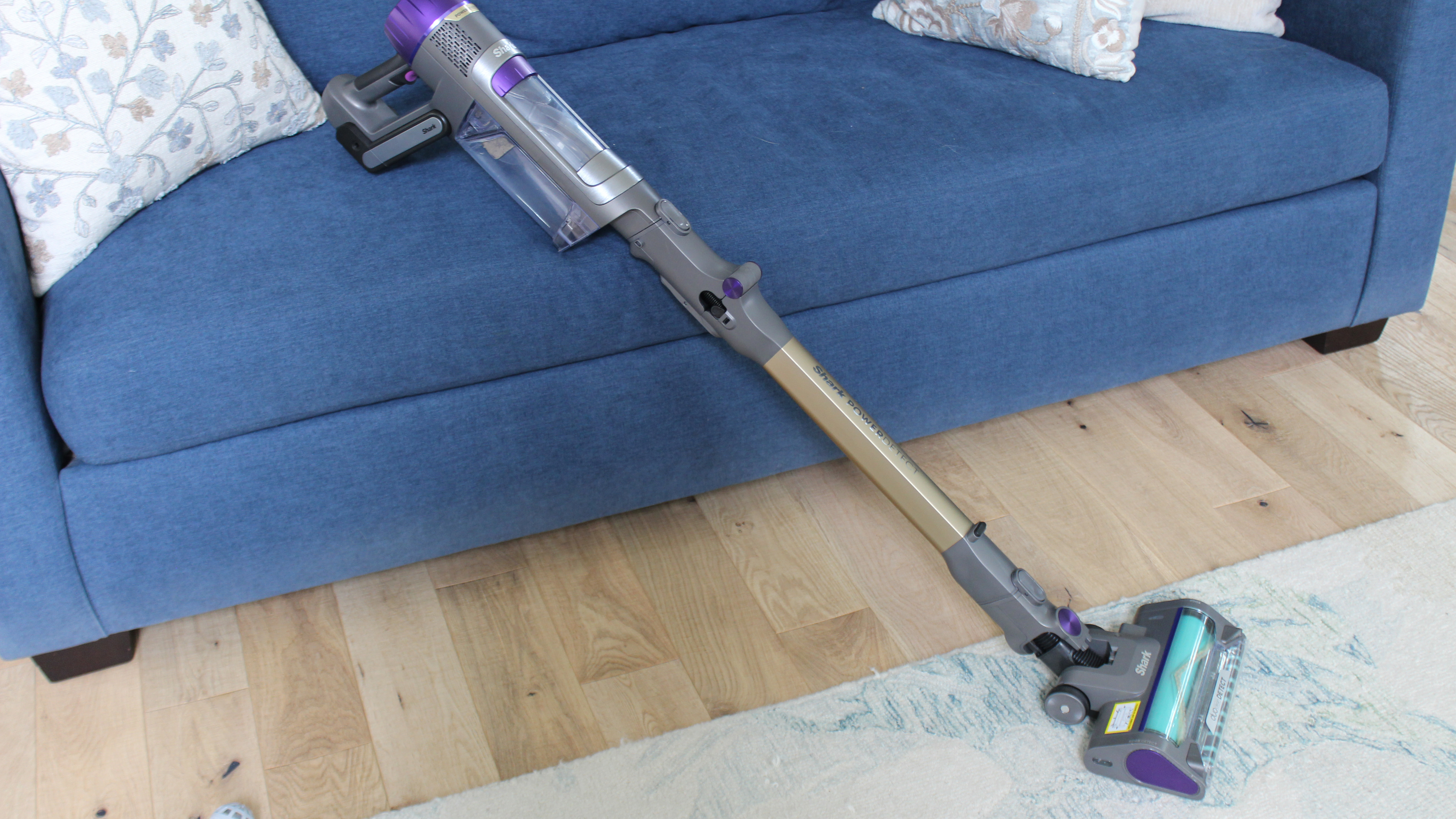 Shark Cordless PowerDetect נקי וריק