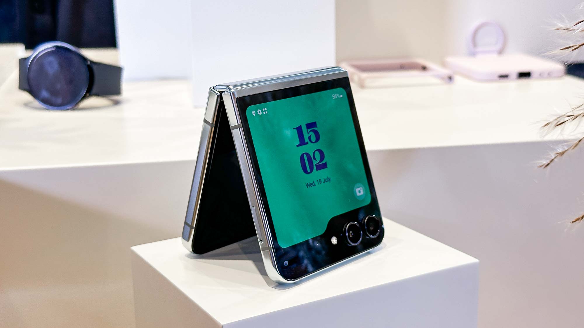 תמונות מעשיות של Samsung Galaxy Z Flip 5