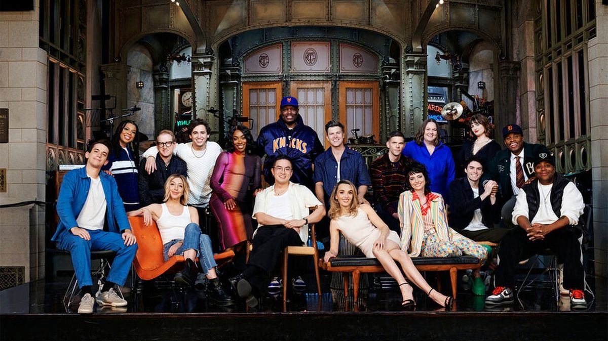 The cast of "Saturday Night Live" season 49 ahead of "SNL" season 50