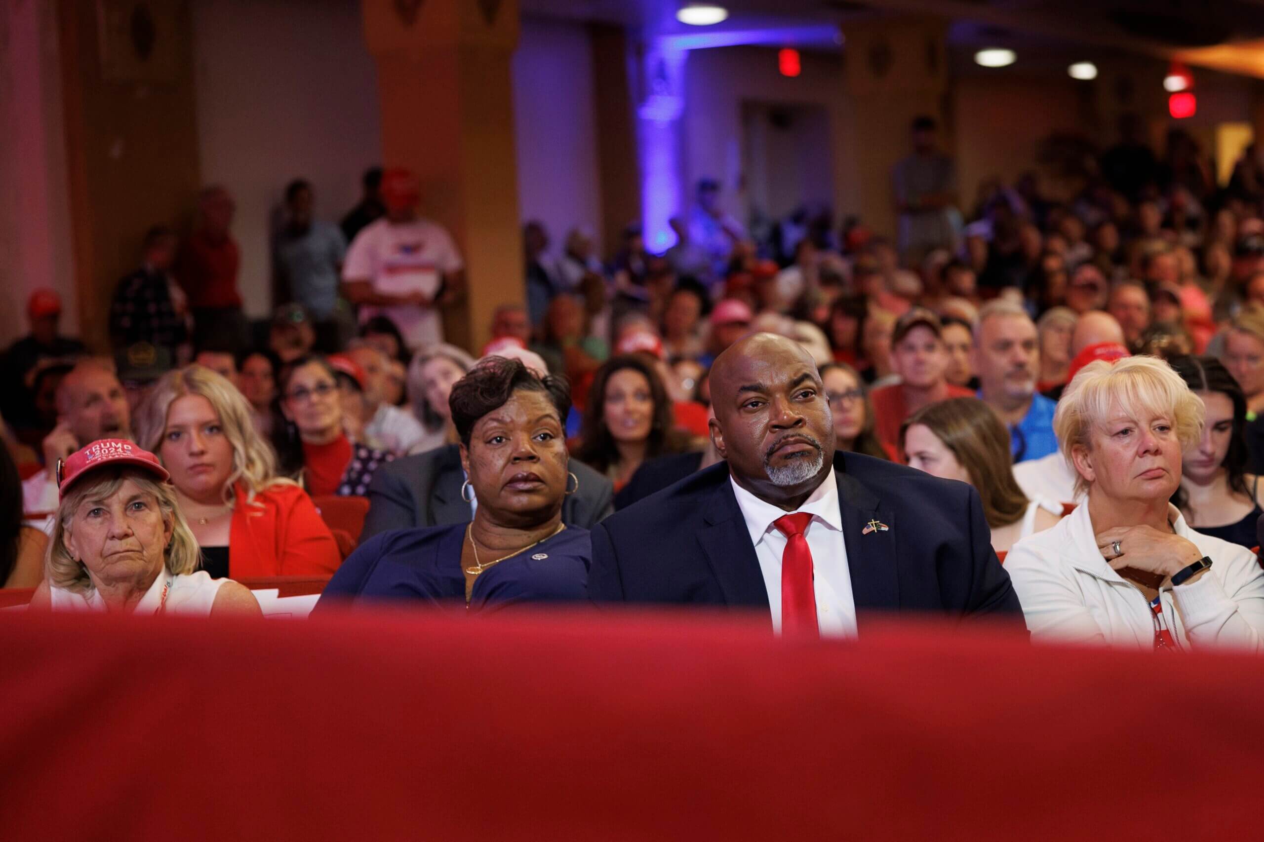 מדוע פוליטיקאים אנטישמיים מציבים תסבוכת למנהיגים יהודים הודעה מהמנכ"לית והמוציאה לאור שלנו רייצ'ל פישמן פדרסן