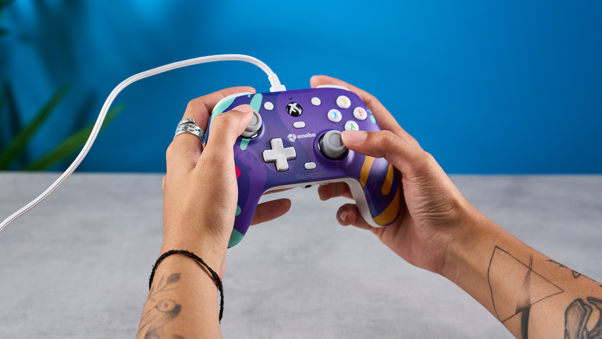 צילום של בקר קווי GameSIr G7 SE עבור Xbox ו-PC