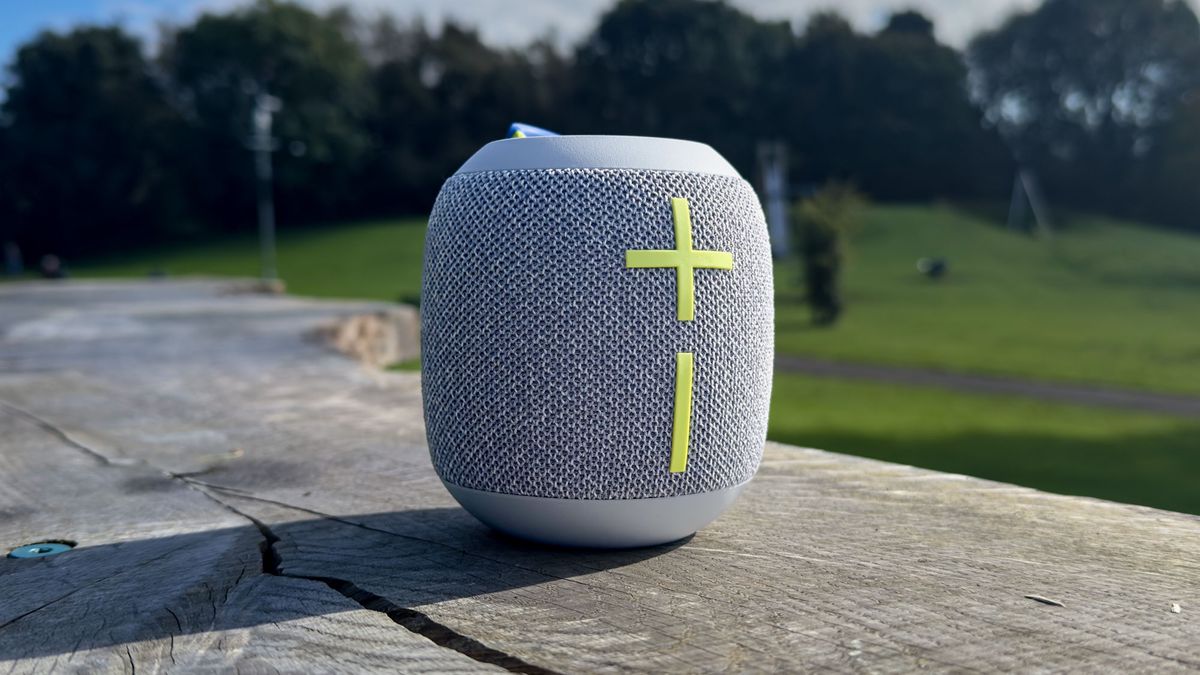 סקירת Ultimate Ears Wonderboom 4: עיצוב קטן, צליל גדול מאת תמי רוג'רס פורסם ב-13 באוקטובר 24 ה-Wonderboom 4 הוא רמקול Bluetooth קטן ומוצק, אם כי יש מקום לשיפור.