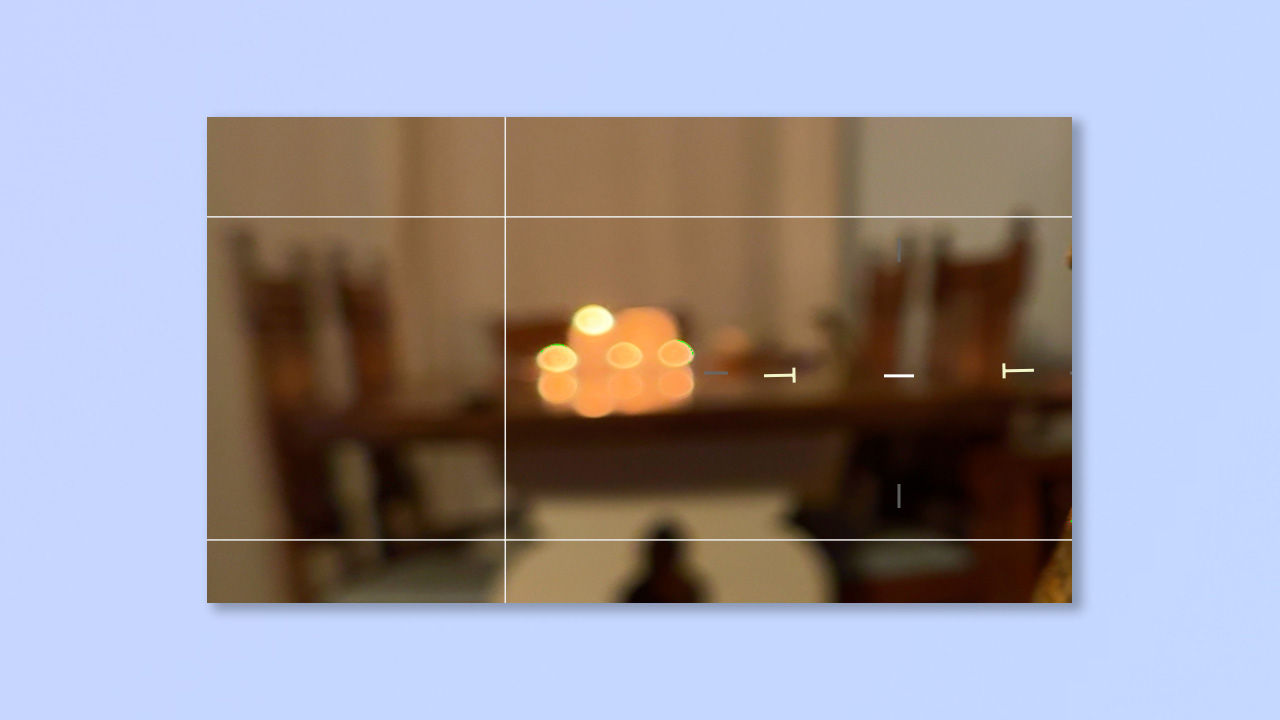 עדשה מומנט אנמורפית