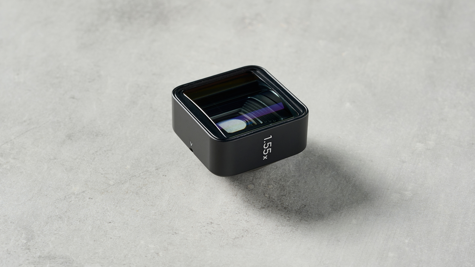 עדשה אנמורפית רגע