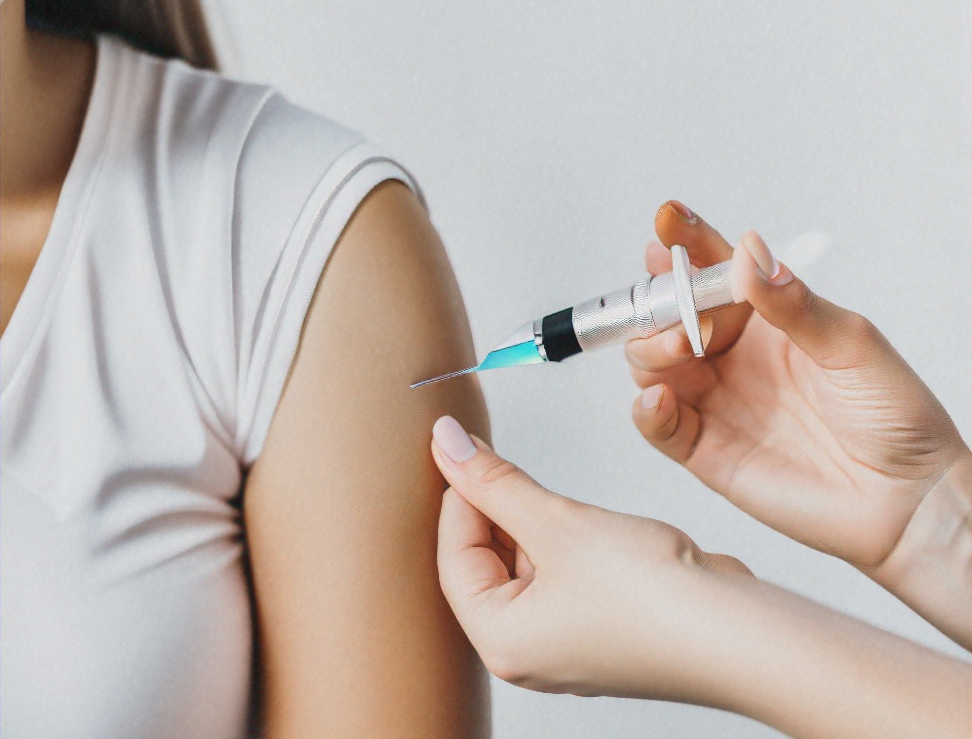 דחיפות אלקטרוניות משפרים את שיעורי החיסון נגד שפעת בחולים שאינם חולי סוכרת אך אינם מצליחים להגביר את הספיגה בחולי סוכרת