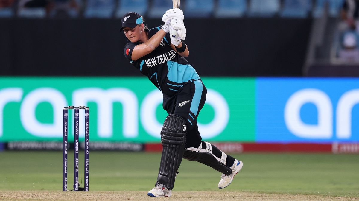 Sophie Devine of New Zealand bats during the ICC Women's T20 World Cup 2024 match between Pakistan and New Zealand at Dubai International Stadium on October 14, 2024 in Dubai, United Arab Emirates.