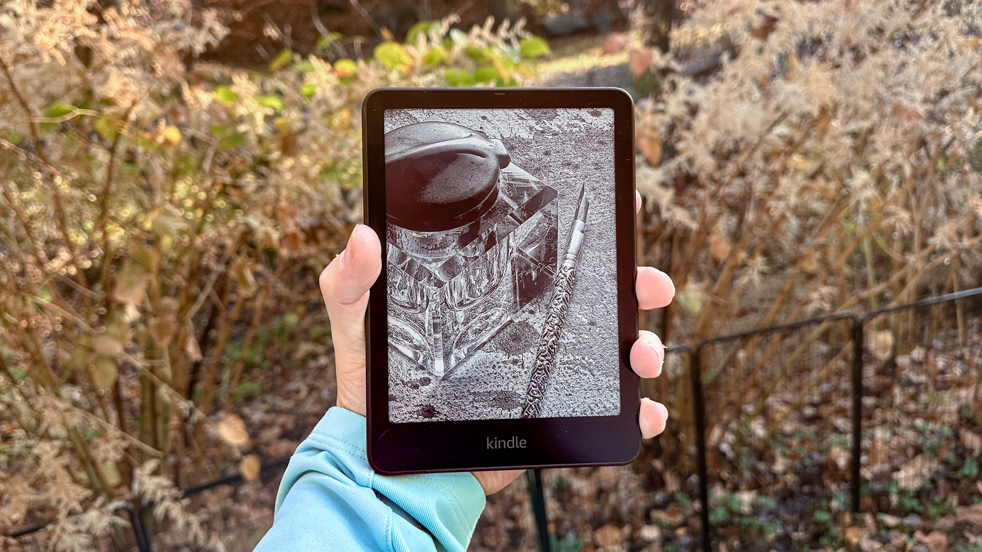 Kindle Paperwhite (2024) ביד