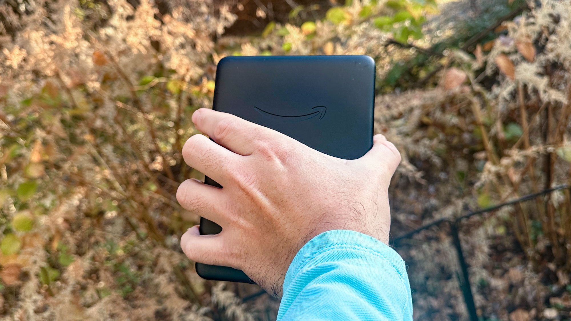 ה-Kindle Paperwhite (2024) ביד