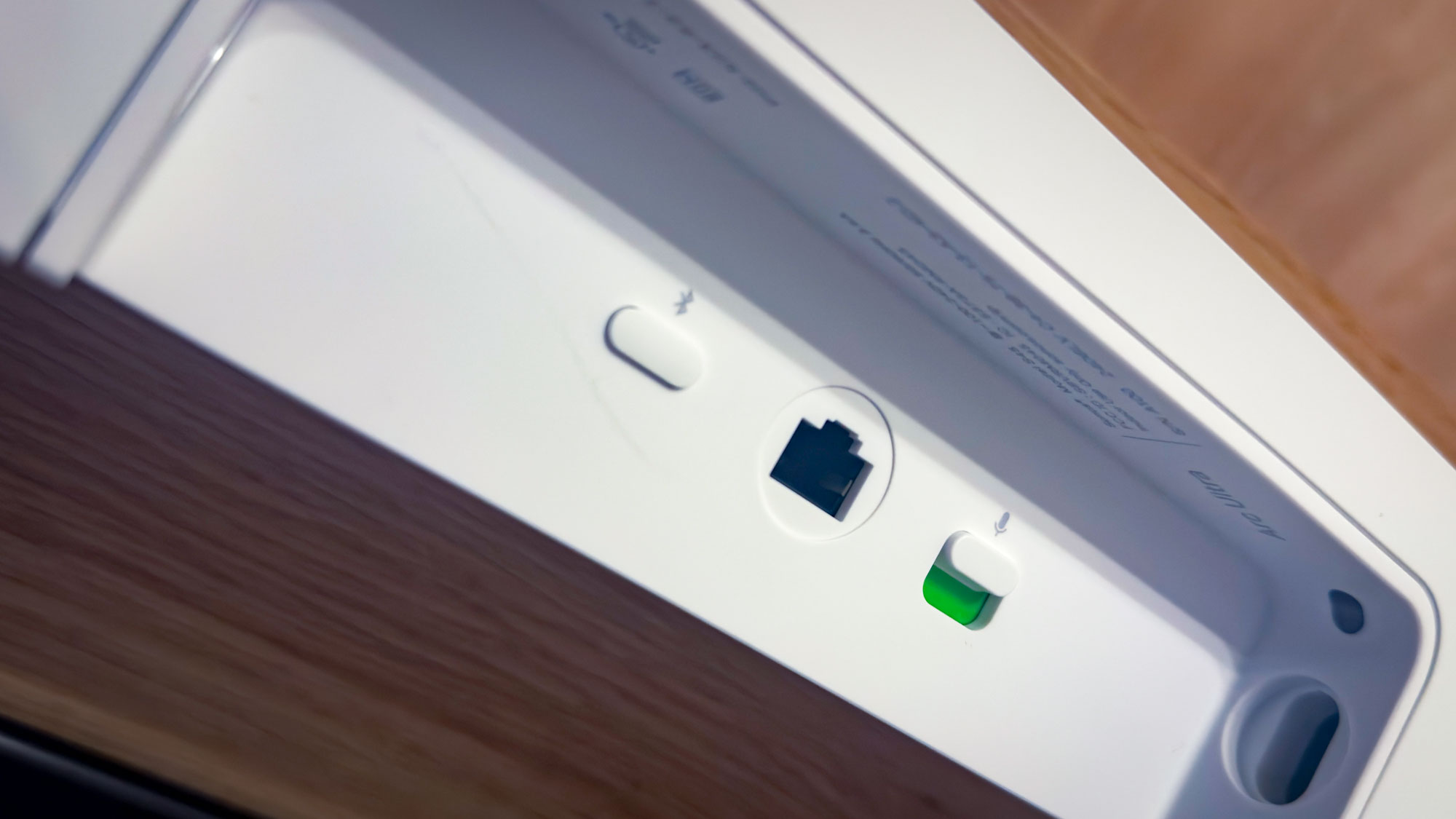 Sonos Arc Ultra מתחת לטלוויזיה