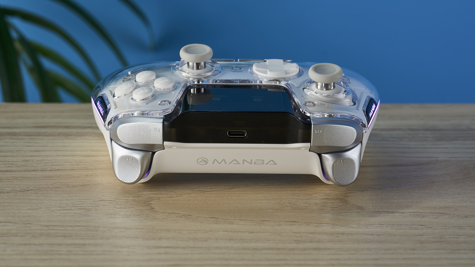 צילום של בקר Manba One