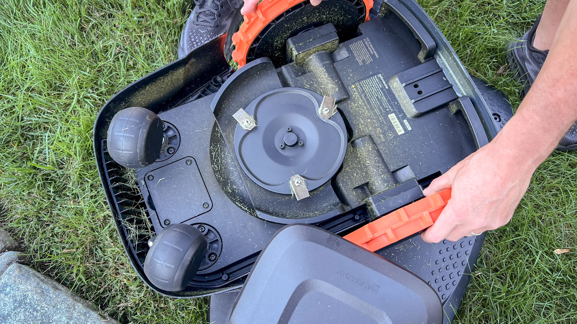 Segway Navimow i110n החלק התחתון