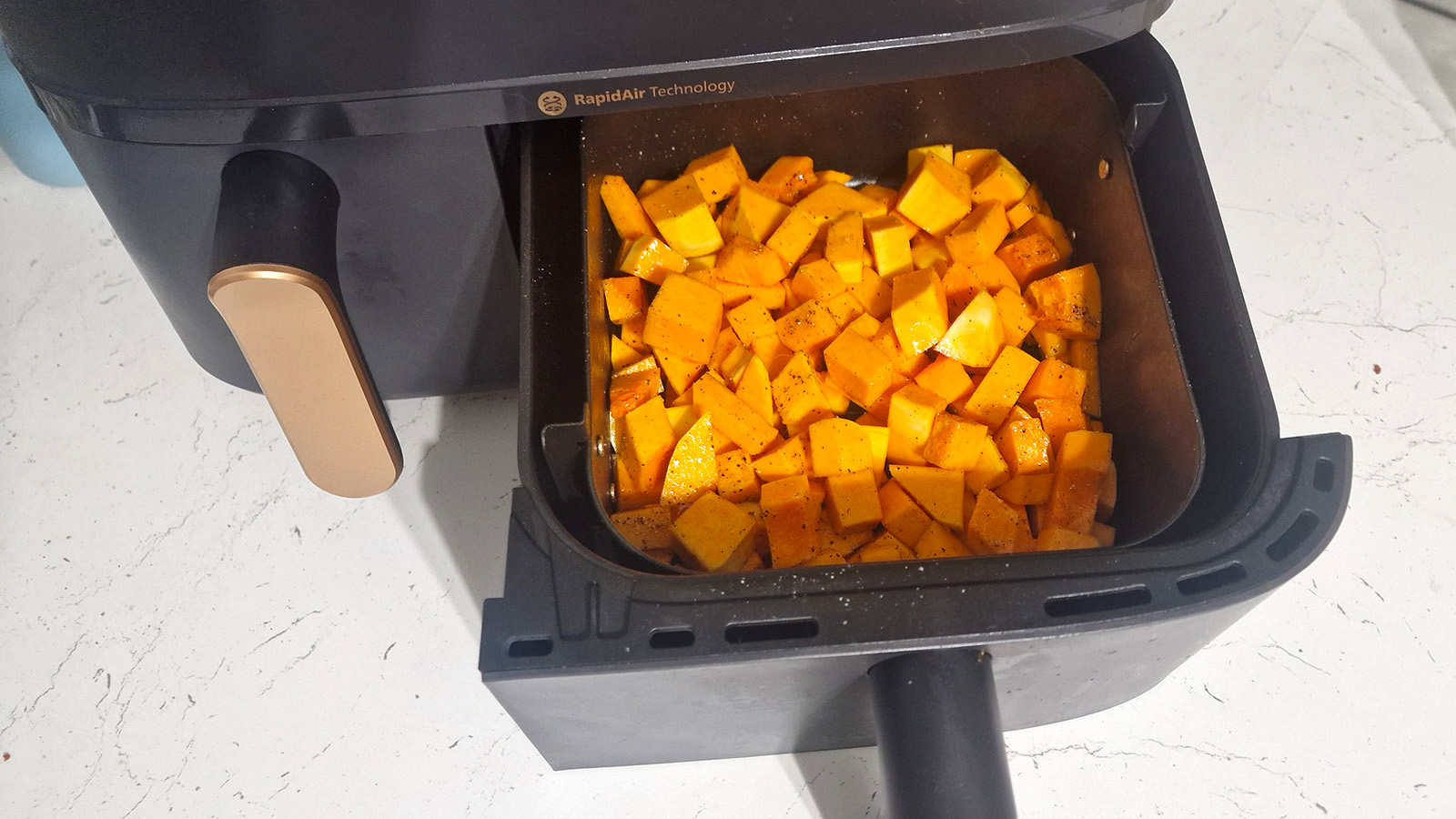פיליפס סדרת 3000 כפול סל אייר טיגון