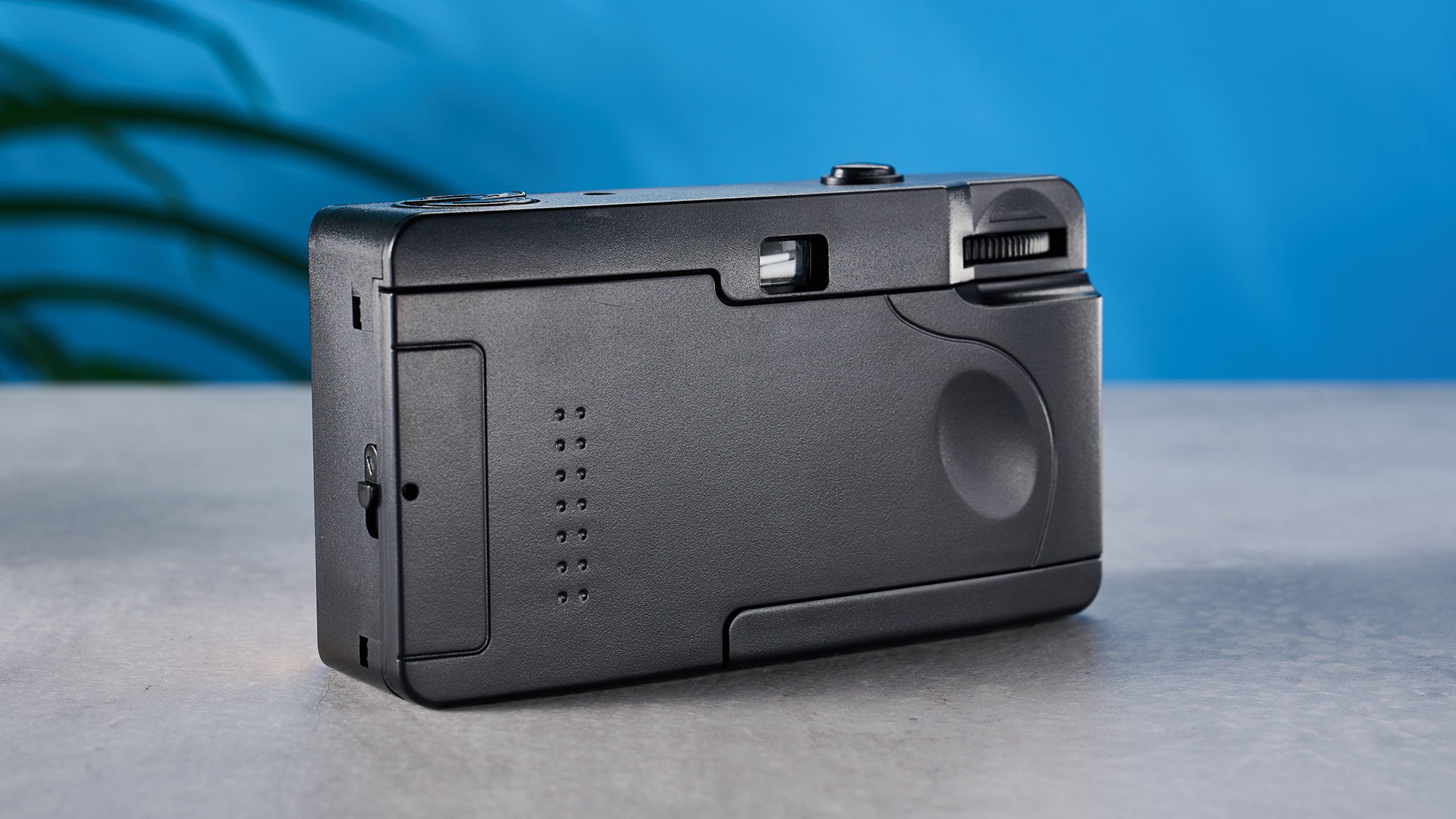 מצלמת סרטים בשחור וצהוב Kodak Ultra F9 35mm