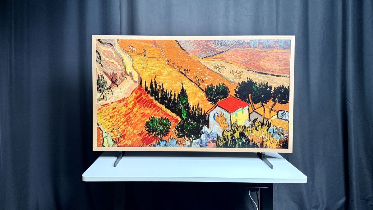 זה עתה בדקתי את ה-Canvas TV של Hisense - וזו אלטרנטיבה נהדרת של Samsung The Frame ב-700$ פחות מאת קייט קוזוץ' שפורסמה ב-24 בדצמבר 24 בסקירת Hisense CanvasTV זו, אסביר את היתרונות והחסרונות של הטלוויזיה האמנותית הזו בהשוואה ל-The Frame של סמסונג.