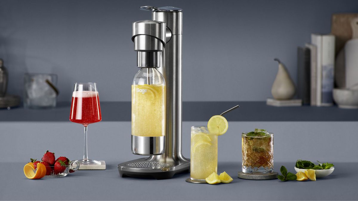 הכנת יין מבעבע בפחם הוא הפריצה האולטימטיבית שלי לסילבסטר - הנה איך לעשות את זה