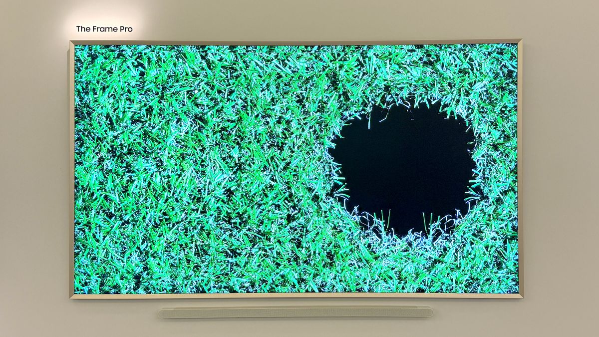 ל-Samsung Frame Pro TV יש את השדרוג לסגור את השונאים - אפילו לי