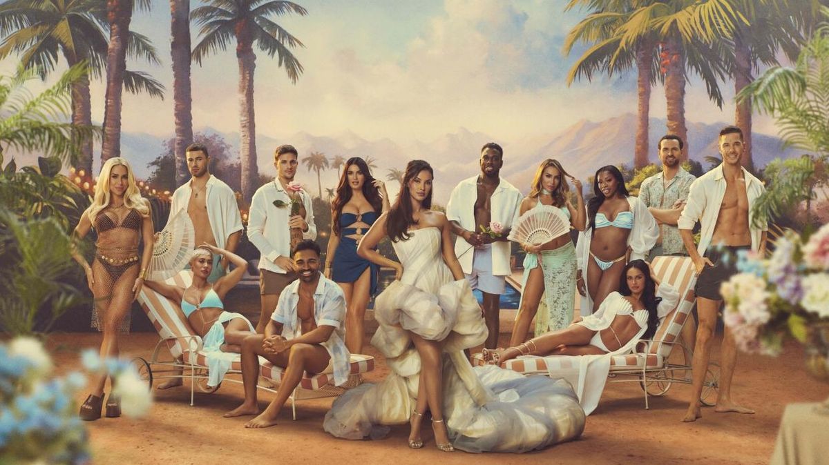Host Maya Jama poses poolside with the islanders of "Love Island All Stars" season 2