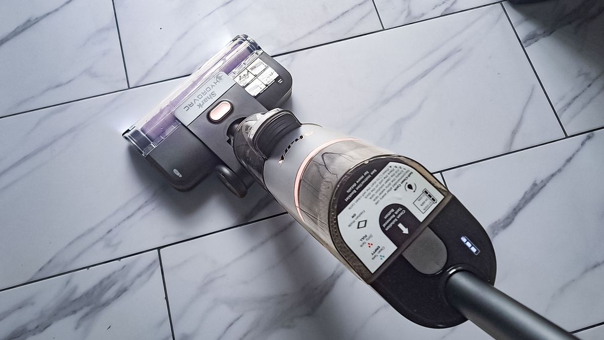 ניסיתי את שואב האבק הרטוב והייבש הזה ועכשיו אני אף פעם לא משתמש ב- MOP שלי על ידי סינתיה לורנס שפורסמה ב -26 בינואר 25 אם נמאס לך מהמטלה שוברת האחורית של קומות קשות, בדקתי את מנקה רצפת Messmaster Hydrovac Hydrovac ו- Shark זה מחליף משחק.