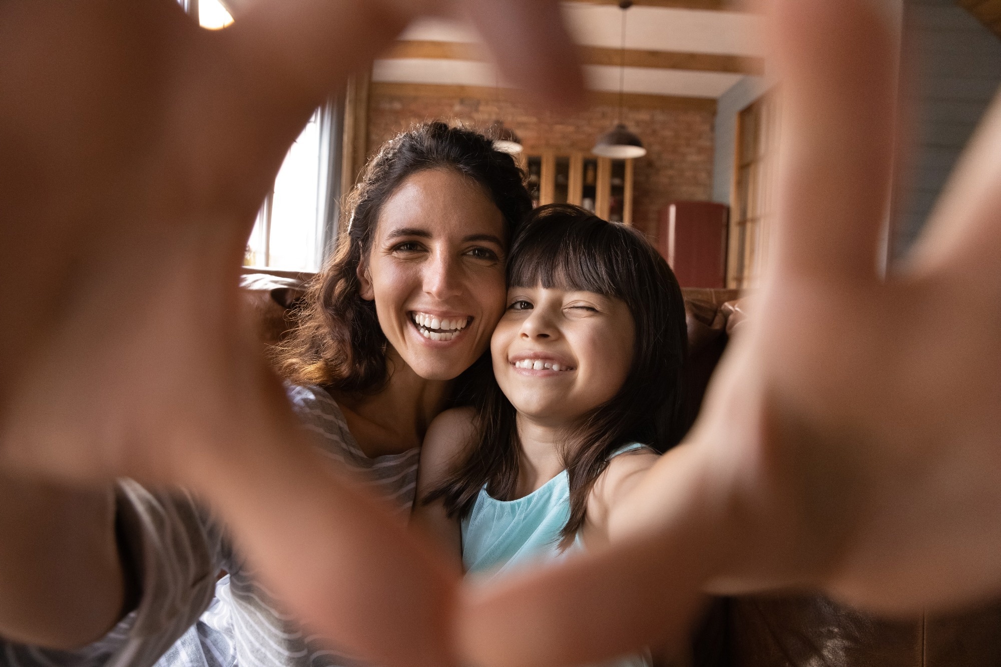 האם ילדים משלמים את המחיר על תהילת משפיענים?