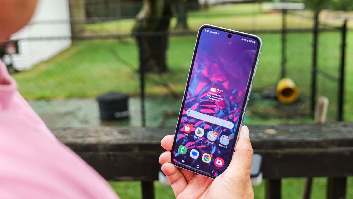 שמועה של Galaxy Z Flip FE - המתקפל הזול הראשון של סמסונג הגיע למסך נהדר