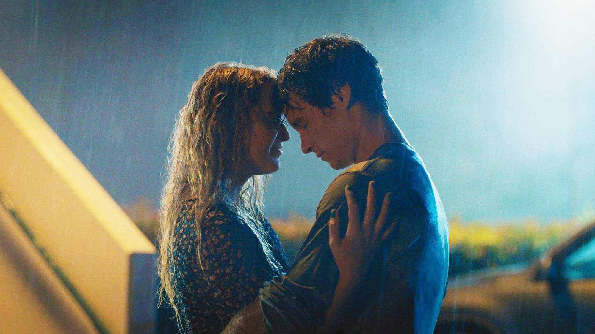 קתרין ניוטון וקייל אלן ב 