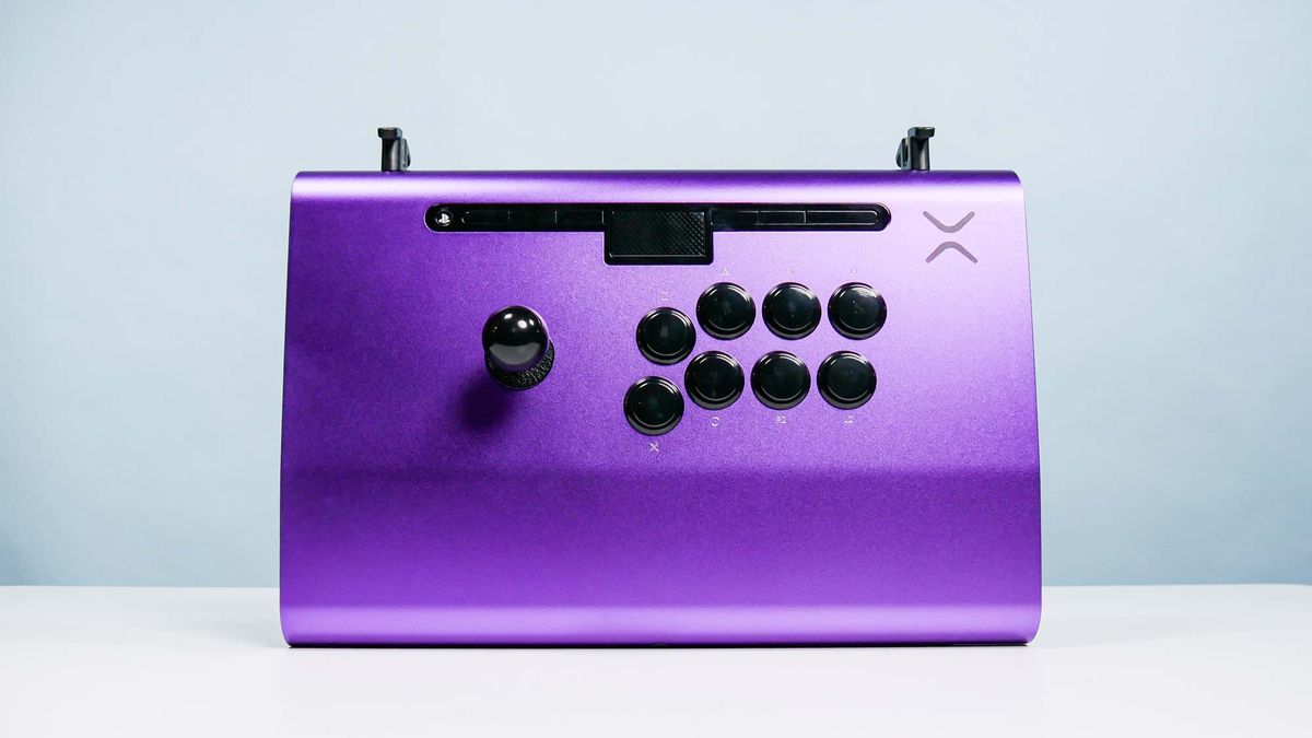 שיחקתי משחקי לחימה כל חיי והמקל הארקייד הזה הוא הטוב ביותר שנבדקתי אי פעם על ידי טוני פולנקו שפורסם ב- 17 בפברואר 25. Victrix Pro FS מצווה על מחיר תלול אך העיצוב המעולה שלו, החלקים האיכותיים, הביצועים החלקים וההתאמה האישית הקלה כדאי ללחימה בחובבי המשחק.