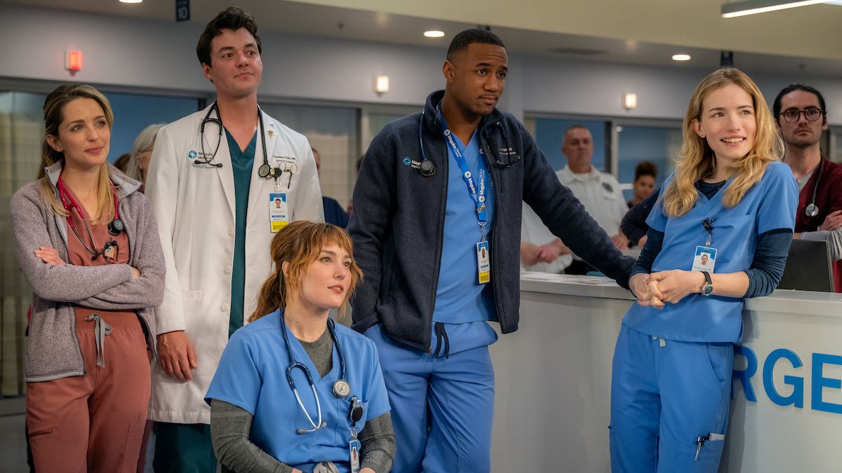 The ensemble cast of Netflix's "Pulse"