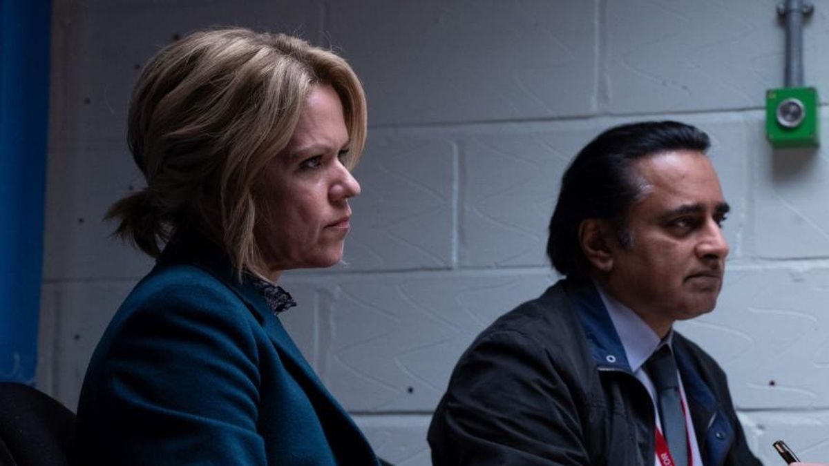 Sinéad Keenan as DCI Jessica 'Jessie' James and Sanjeev Bhaskar as DI Sunil 'Sunny' Khan in "Unforgotten"