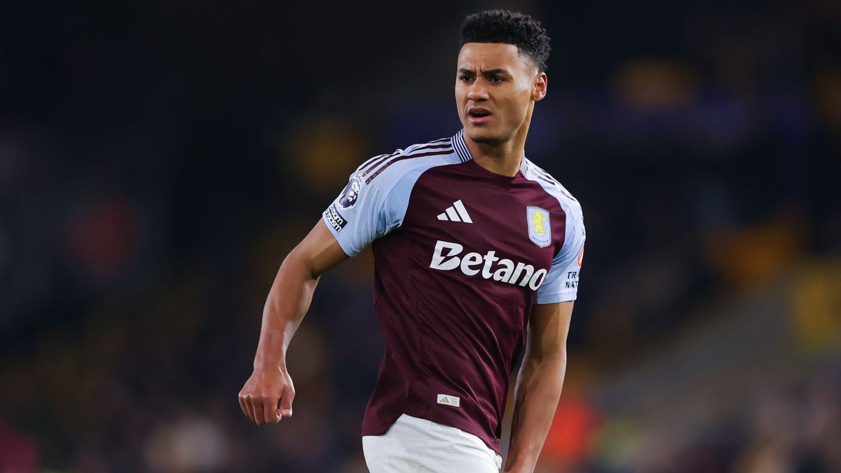 Ollie Watkins of Aston Villa during a Premier League match