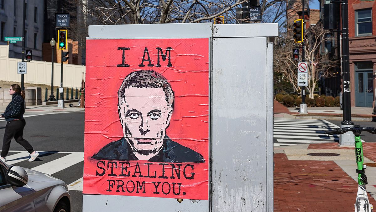 Poster of Elon Musk saying "I am stealing from you"