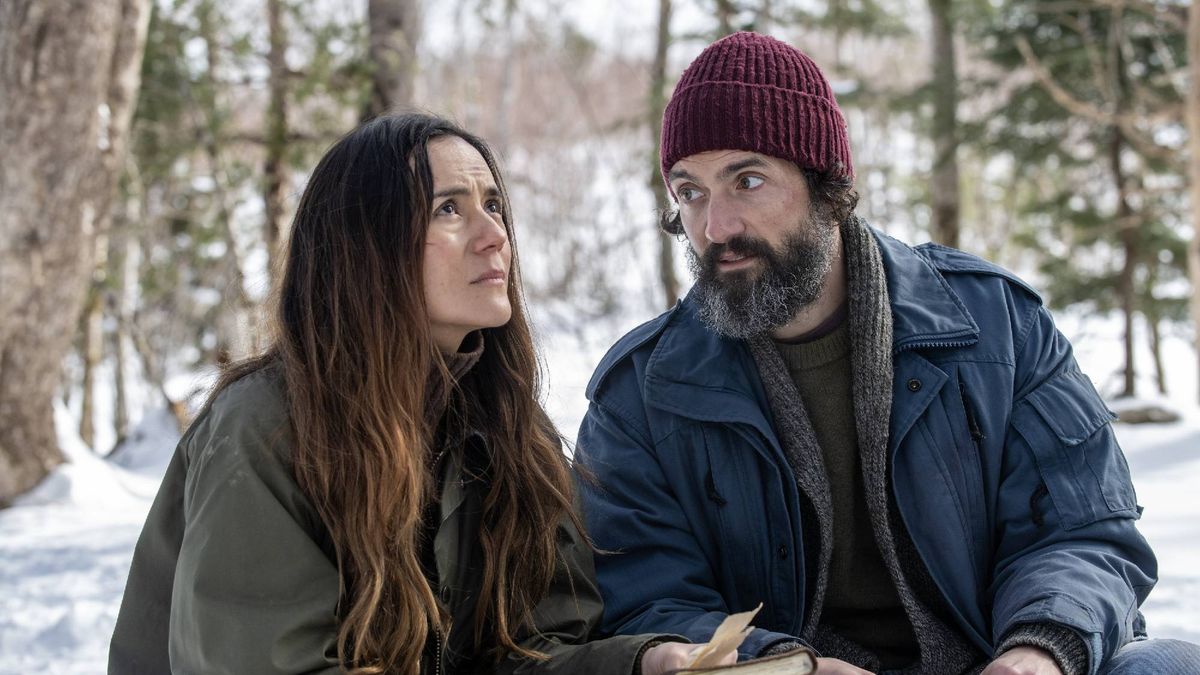 Catalina Sandino Moreno as Tabitha and David Alpay as Jade in "From" season 3