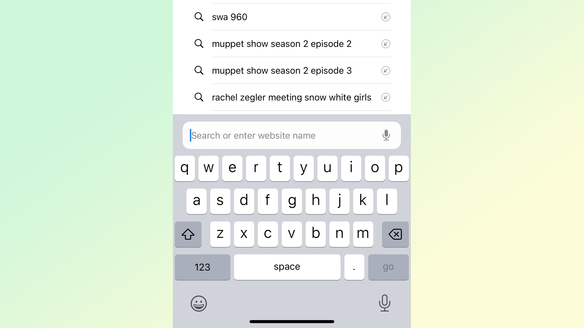 חיפושים אחרונים ב- iOS 18.4 ספארי