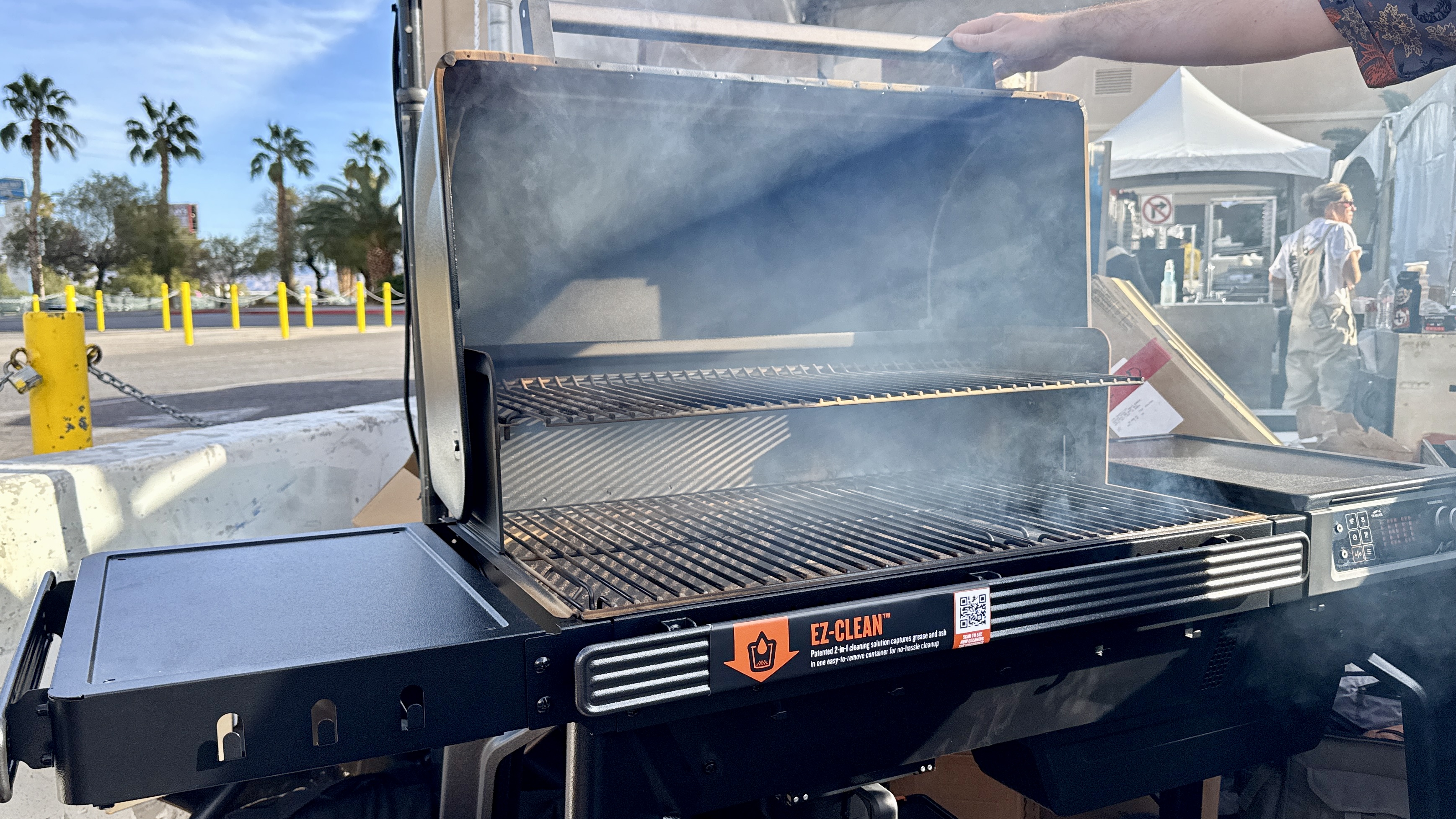 Traeger Woodridge Pro