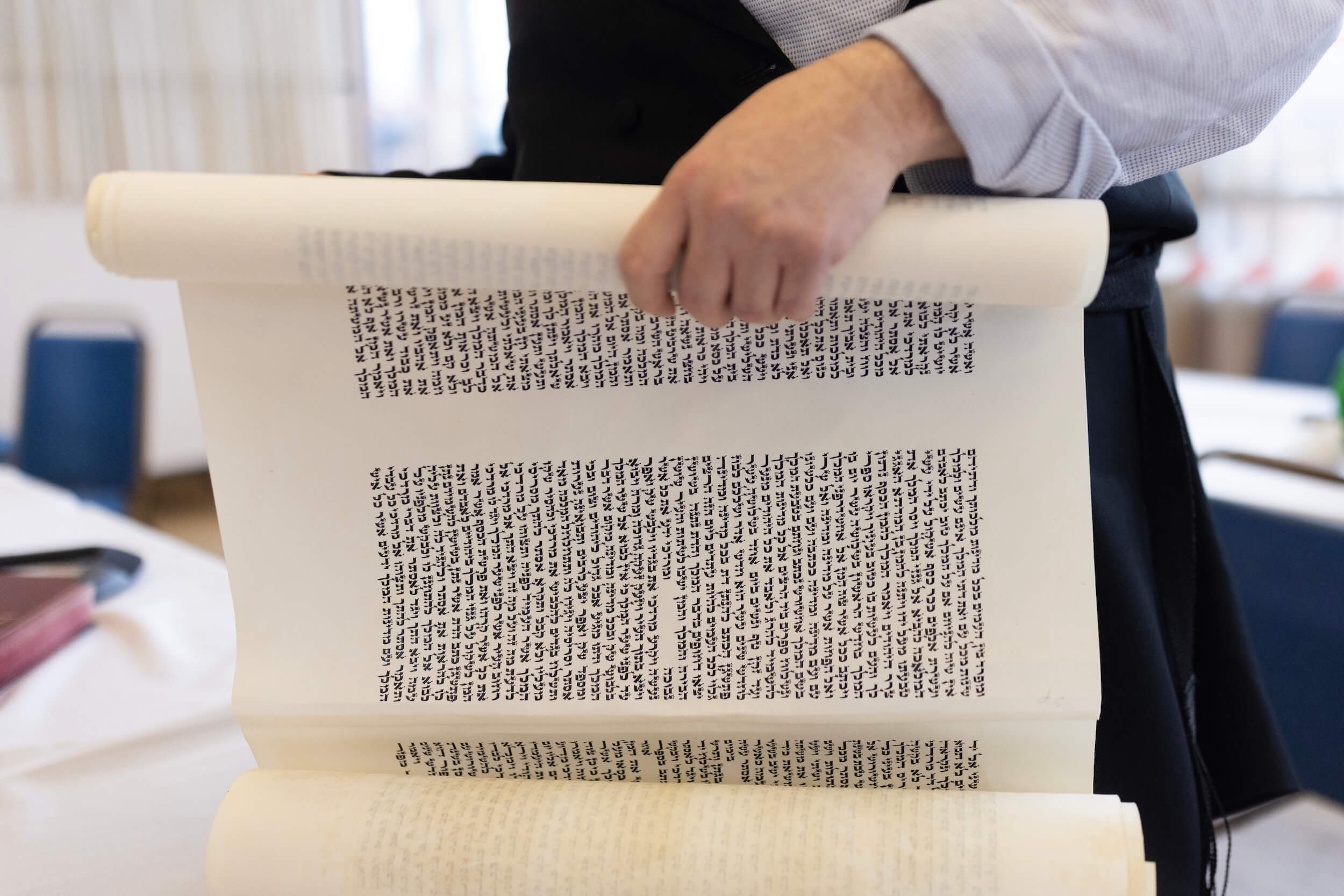 אני רב. הנה הסיבה שאני מחרים את קריאת מגילה לפורים השנה הודעה מהמפרסם והמנכ"ל שלנו רחל פישמן פדרסן