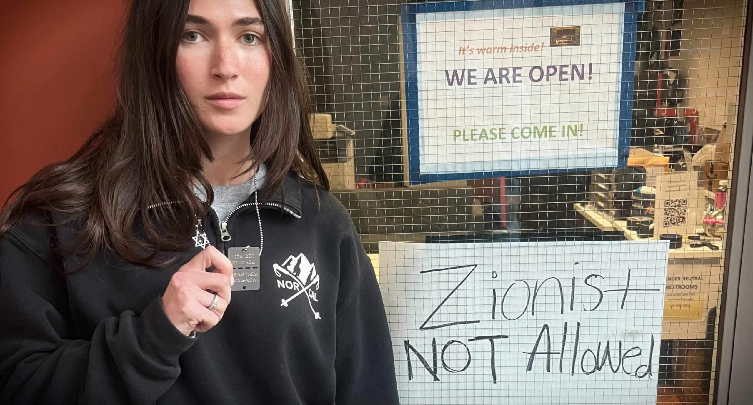 האם הסרט התיעודי החדש הזה נותן קול לייסורים יהודיים אמריקאים - או פשוט מפחד? הודעה של המו"ל והמנכ"ל שלנו רחל פישמן פדרסן