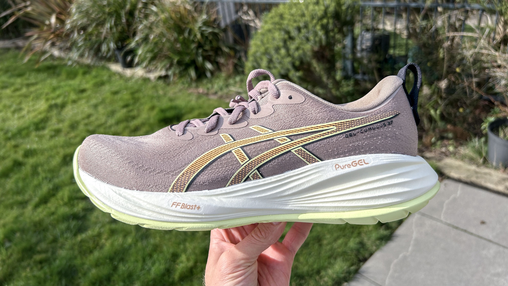ASICS Gel-Cumulus 27