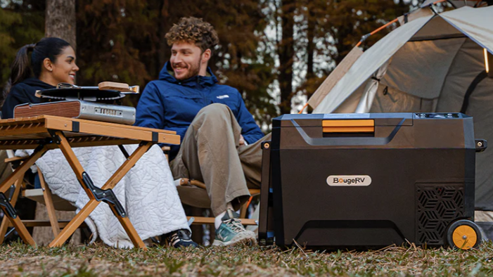 תשכח מקררים, אני לוקח את המקרר הנייד הקירור במהירות הזו בטיול הקמפינג הבא שלי-הנה הסיבה