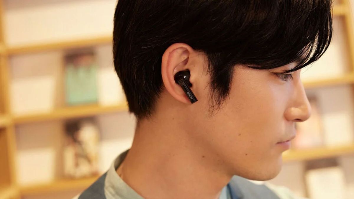 Denon earbuds in-ear