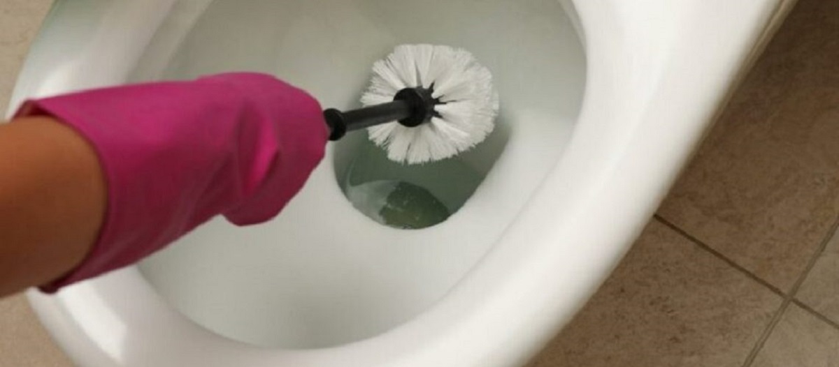 אסלה שלא נדבקת אליה פסולת