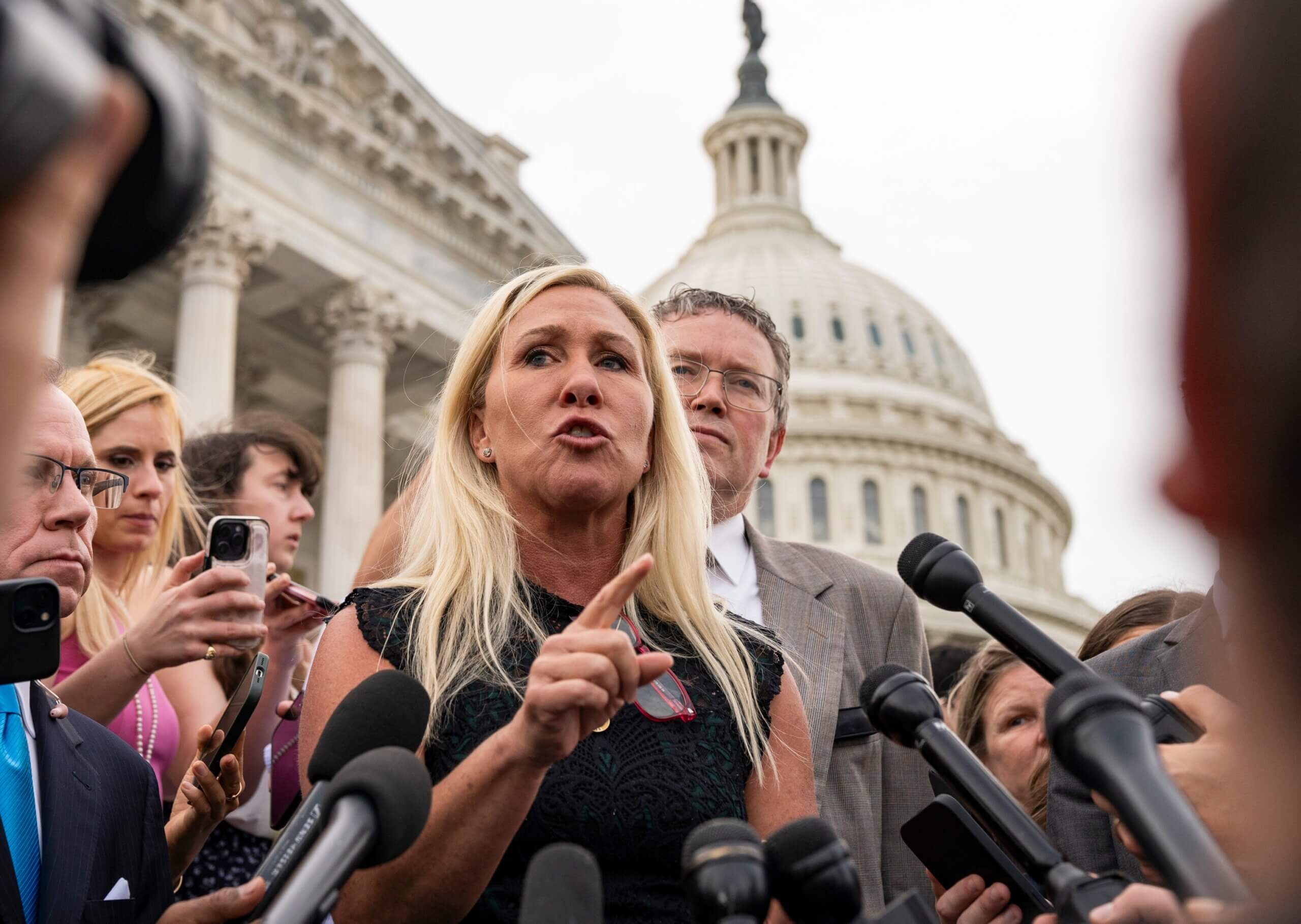 מדוע לחוק המודעות לאנטישמיות יש כעת סעיף חירות דתי להגן על 'יהודים הרגו את אמירותיו של ישוע, הפורוורד הוא חופשי לקרוא, אך הוא לא חופשי לייצר