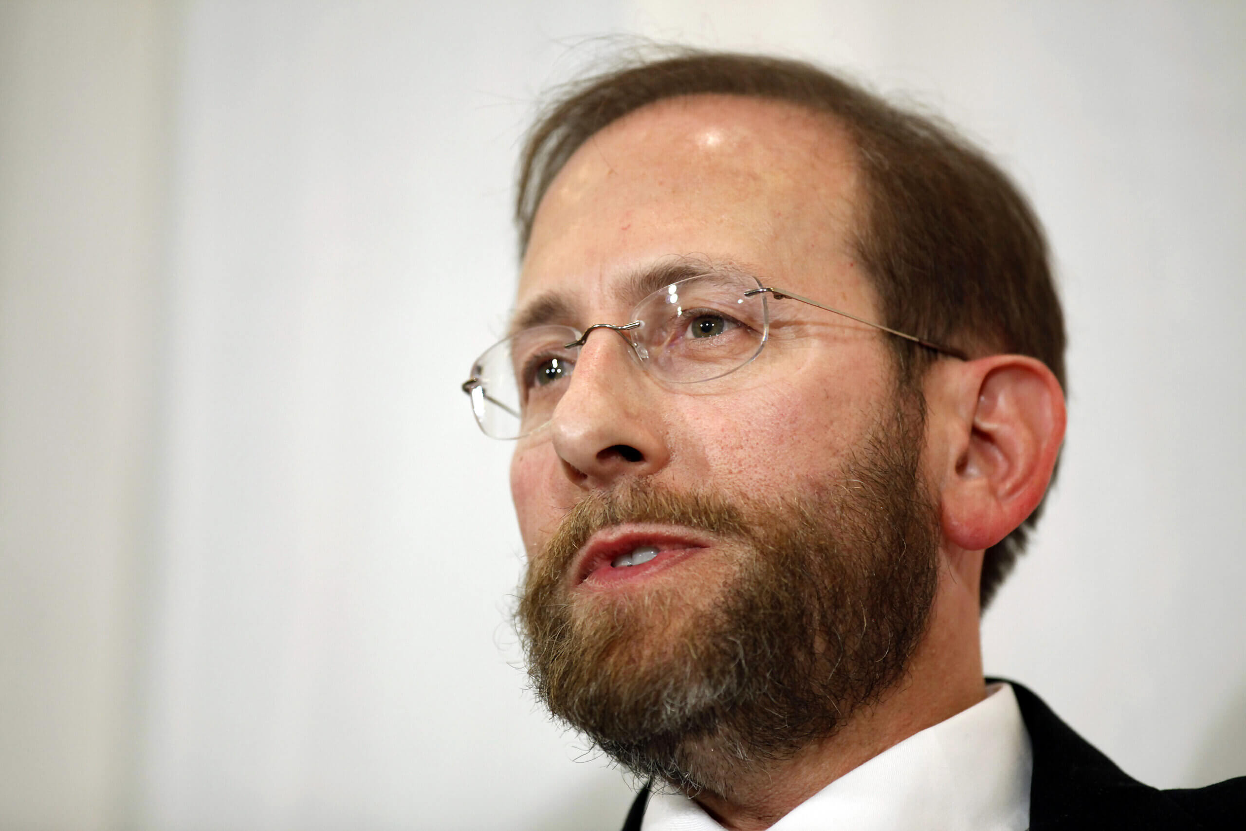 נשיא הרווארד: כיהודי, 'אני יודע טוב מאוד' כי החששות לגבי אנטישמיות תקפים, הפורוורד חופשי לקרוא, אבל זה לא חופשי לייצר