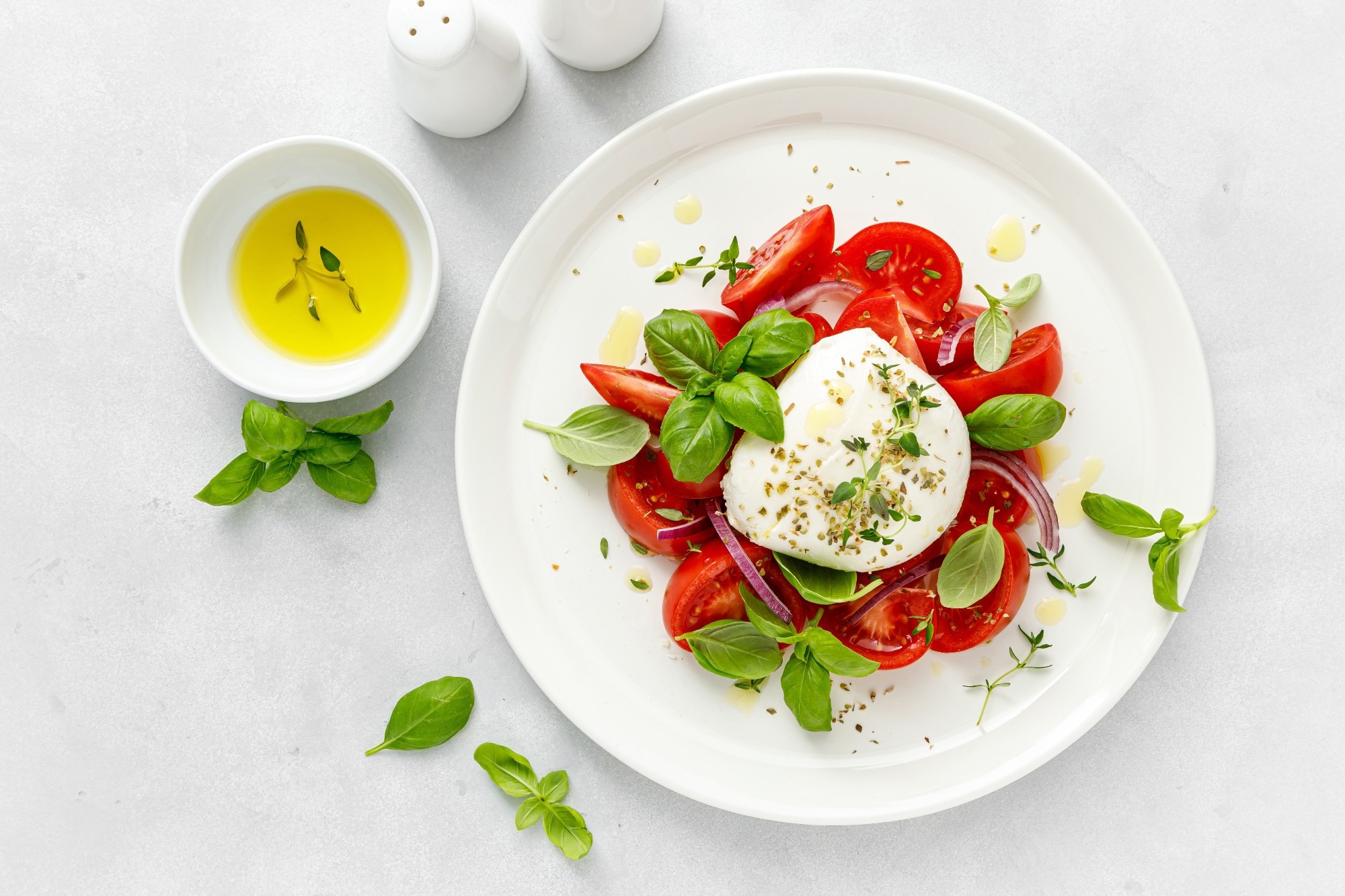 Review: Adherence to Mediterranean Diet and Breast Cancer Risk: A Meta-Analysis of Prospective Observational Studies. Image Credit: Sea Wave / Shutterstock