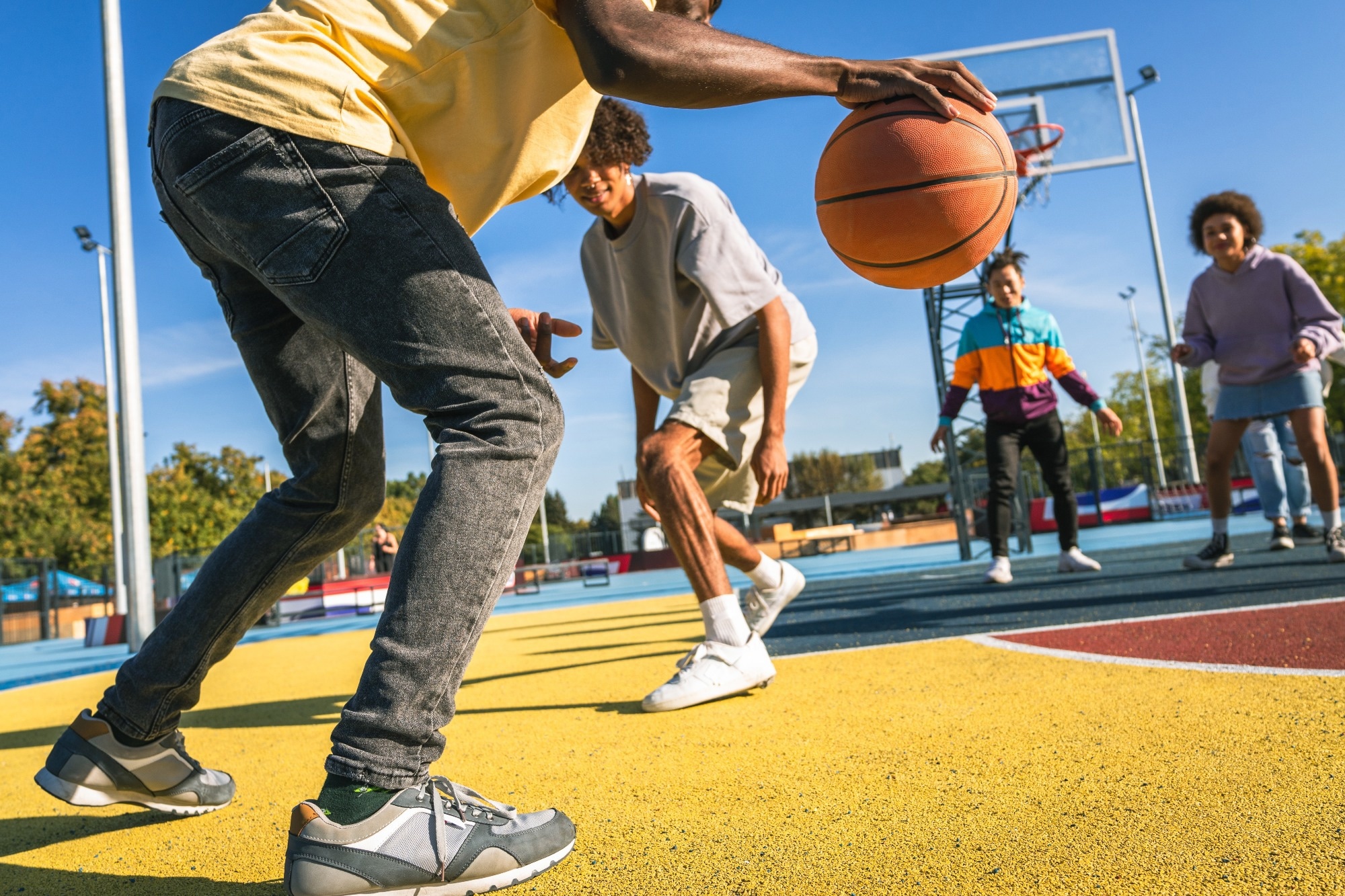 Study: Symptoms of Depression, Physical Activity, and Sedentary Time: Within-Person Relations From Age 6 to 18 in a Birth Cohort. Image Credit: oneinchpunch / Shutterstock