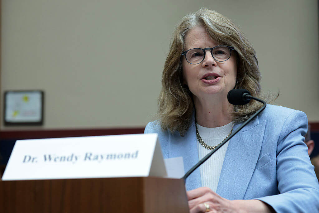 נשיא הרפורד שומר אש בשמיעת ה- GOP האחרונה על אנטישמיות בקמפוס הפורוורד חופשי לקרוא, אך הוא לא חופשי לייצר