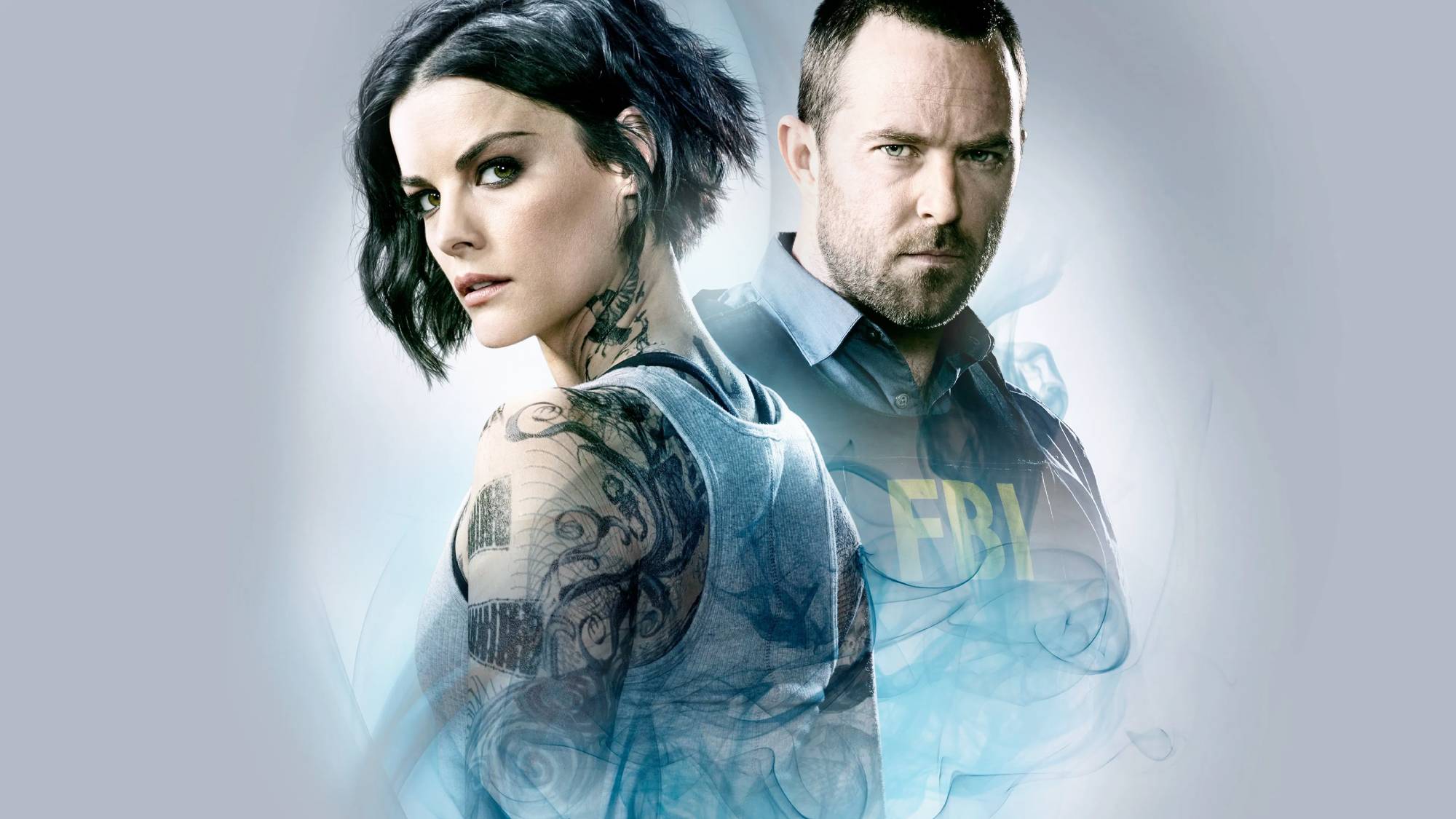 (L-R) Jaimie Alexander as Jane Doe and Sullivan Stapleton as Kurt Weller in "Blindspot"
