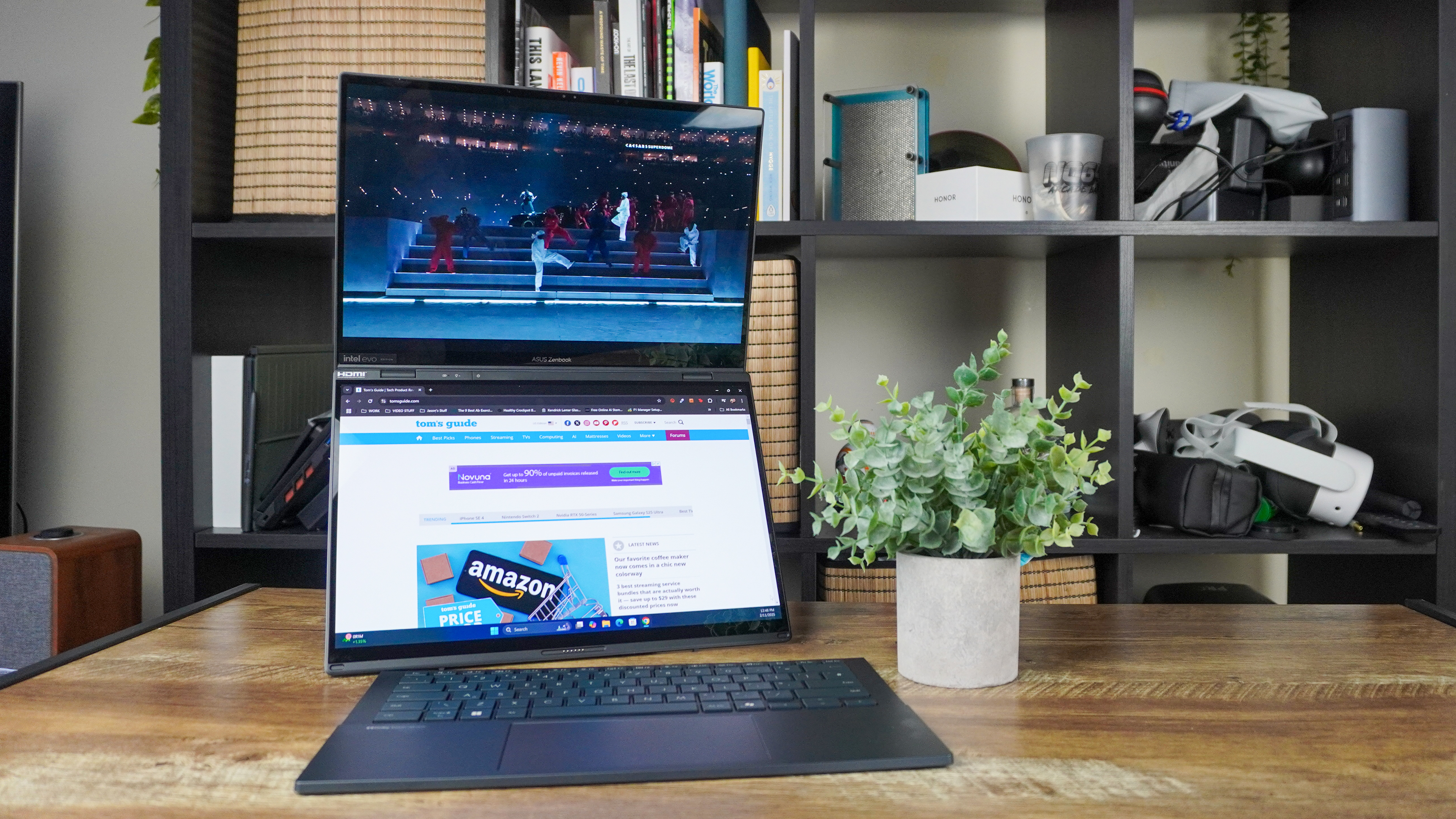 צמד Asus Zenbook (2025)