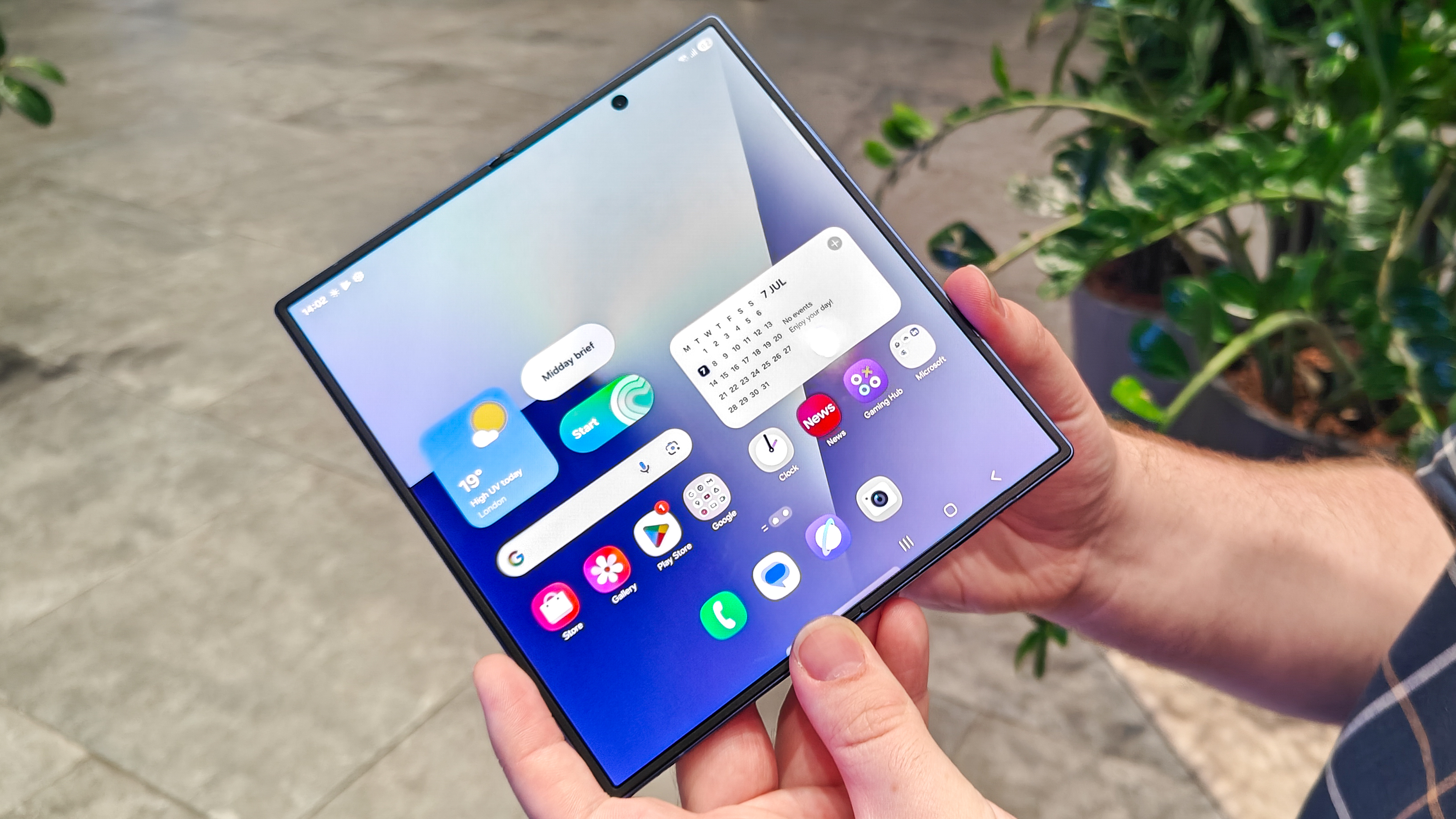 Samsung Galaxy Z Fold 7 נפתח