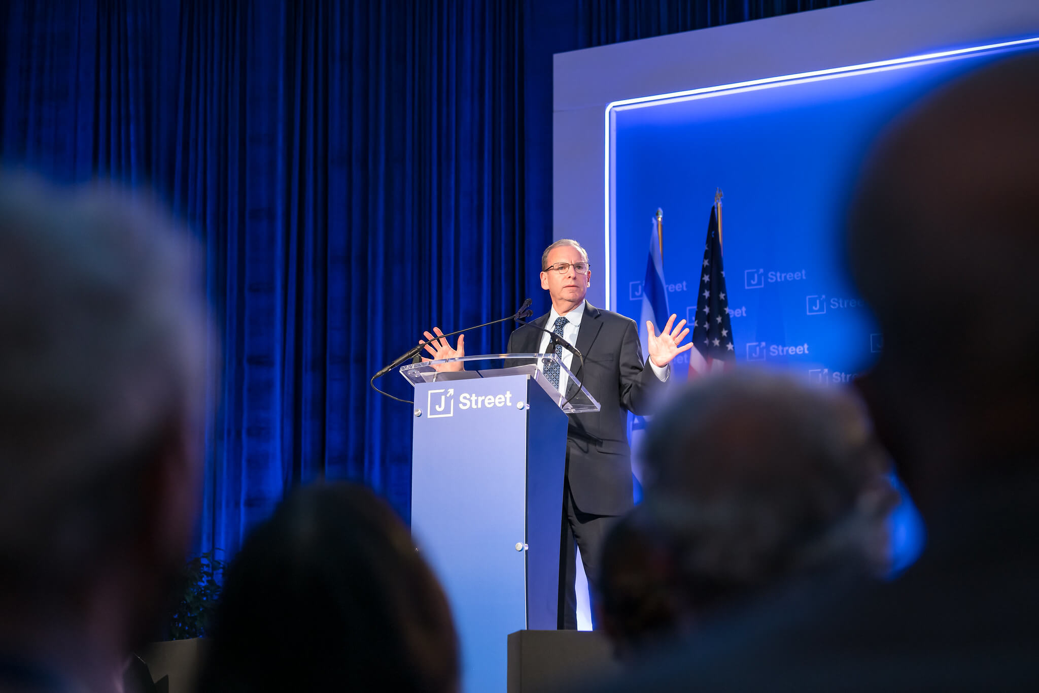 בלעדי: J Street Strurns ADL באיגוד המורים קרב, ואומר שגישתו 'משמירה את המשמעות של אנטישמיות'