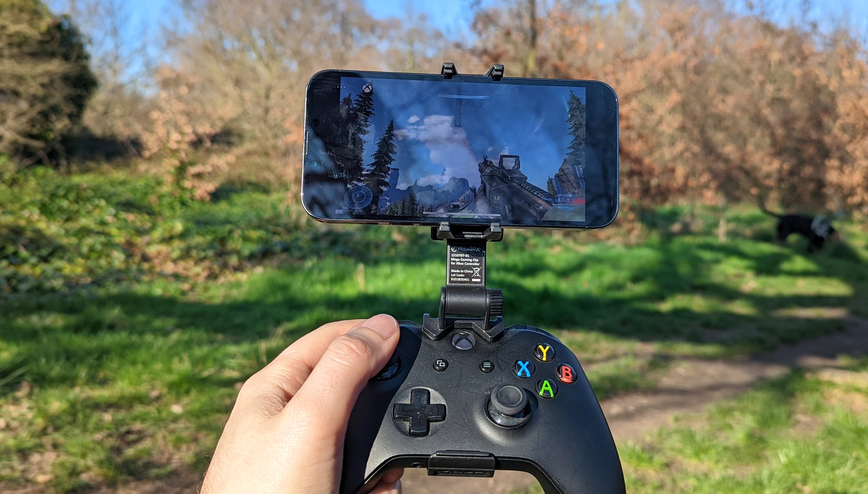 משחק Xbox עובר ב- iPhone 13 Pro