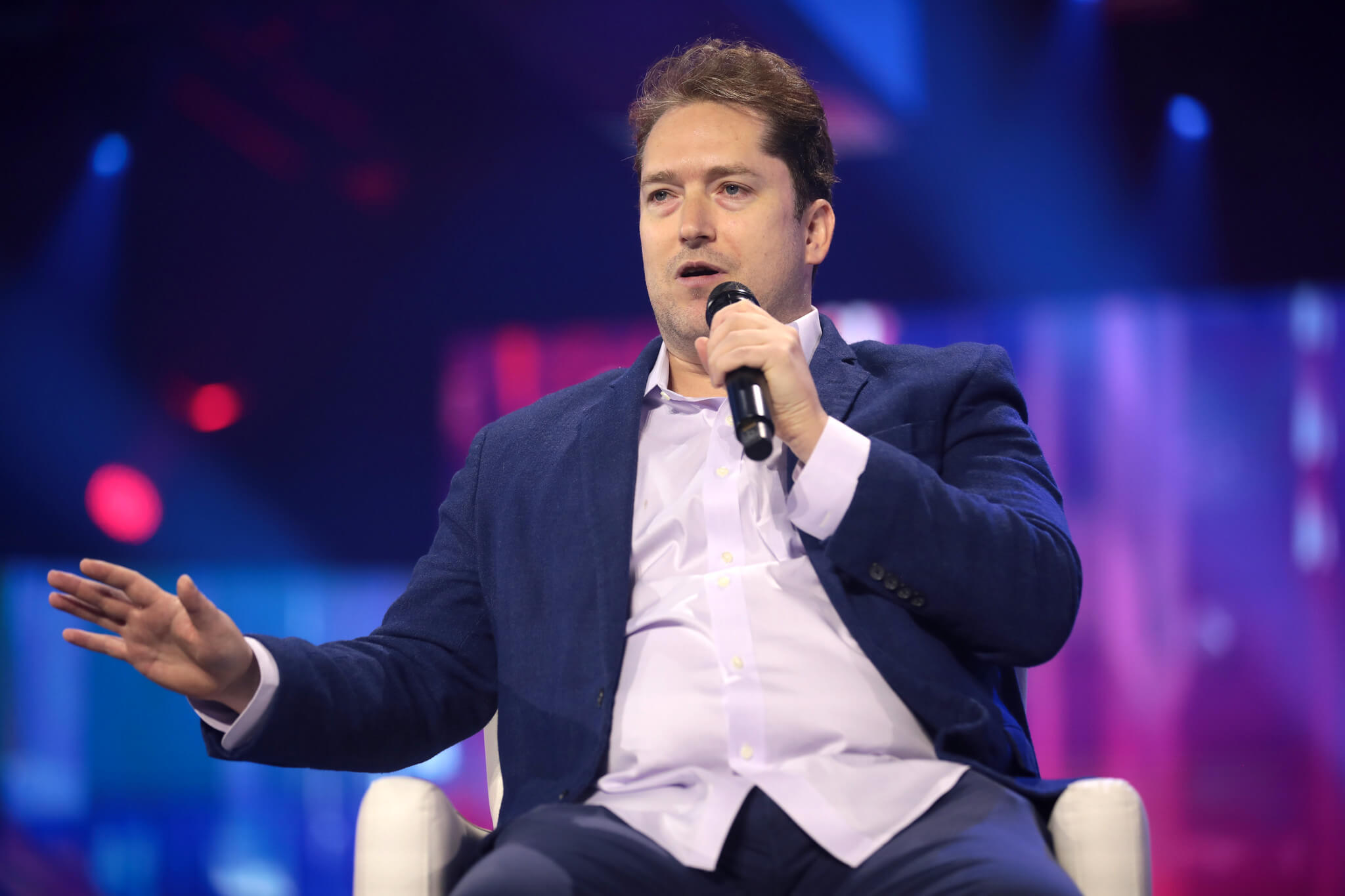 ממשל טראמפ מקדם רשמי עם היסטוריה של קשרים אנטישמיים כדי להוביל לנו מאמצי שלום